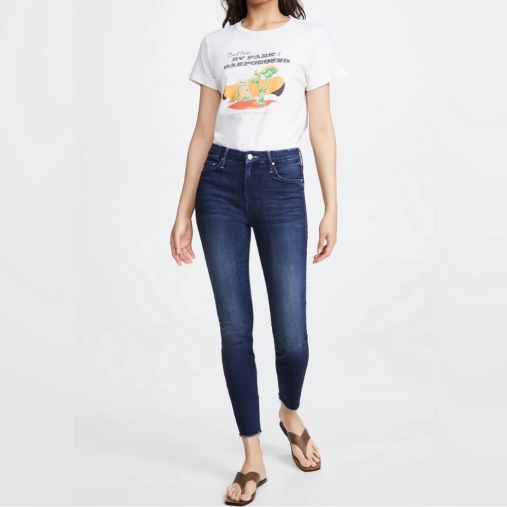 MOTHER High Rise Skinny Jeans in Dark Blue Wash